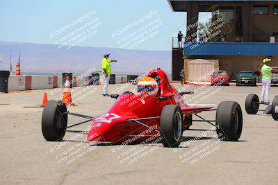 media/Jun-04-2022-CalClub SCCA (Sat) [[1984f7cb40]]/Around the Pits/